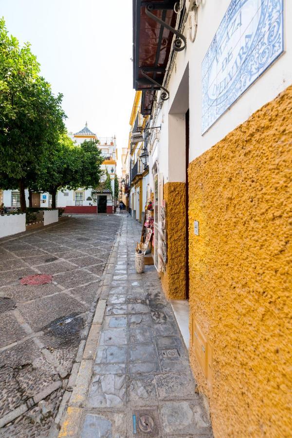 Dona Elvira Suites Cathedral Sevilla Dış mekan fotoğraf